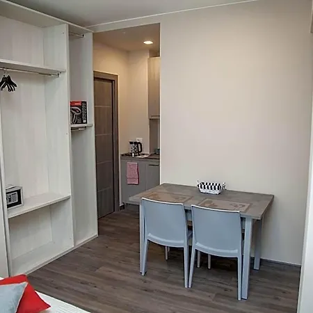 公寓式酒店 Casa Delle Ginestre Bike 圣雷默