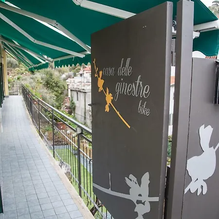 Casa Delle Ginestre Bike 公寓式酒店 圣雷默